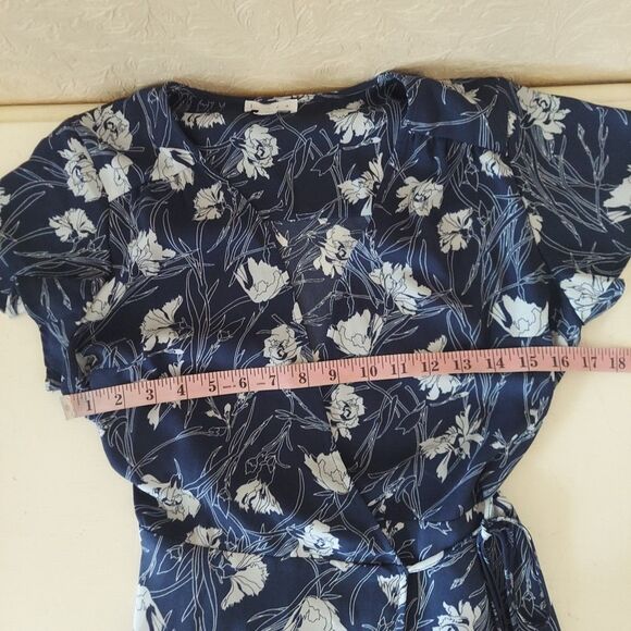 Leith Blue Floral Wrap Dress Flutter Sleeve Midi Sz Small - Picture 8 of 10